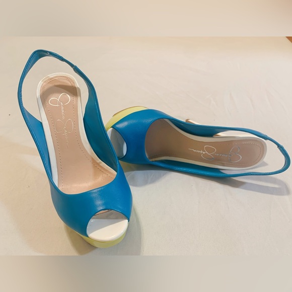 Jessica Simpson pump platform - Picture 2 of 9